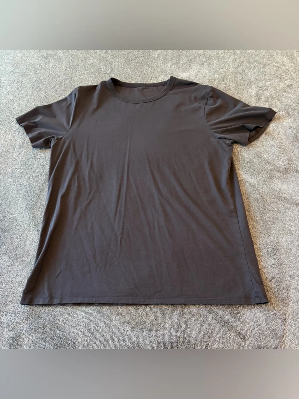 Lululemon Classic Black Crew Neck Tee Size Medium - Picture 4 of 8